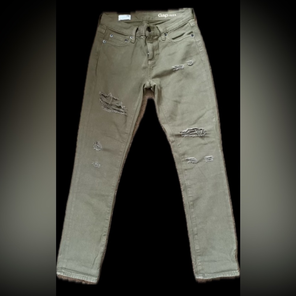 Gap girlfriend distressed jeans